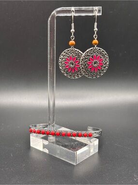 NWOT floral boho silver & pink earrings with silver boho red floral bangel brac
